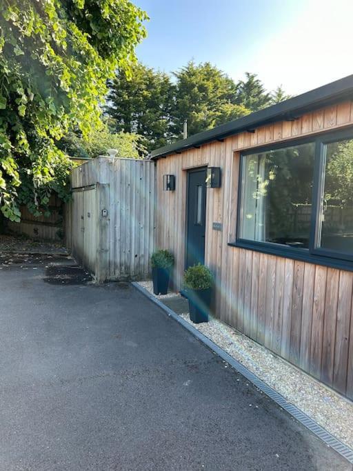 Larks Leaze Lodge, Steeple Ashton, Wiltshire Trowbridge Esterno foto